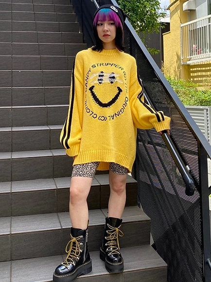 BLINDFOLDED SMILE KNIT | Candy Stripper（キャンディ ストリッパー