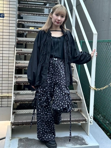 TINY FLOWER CARGO PANTS | Candy Stripper（キャンディ