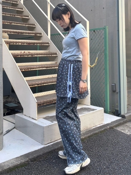 DRESSED UP FLOWER SKIRT PANTS | Candy Stripper（キャンディ