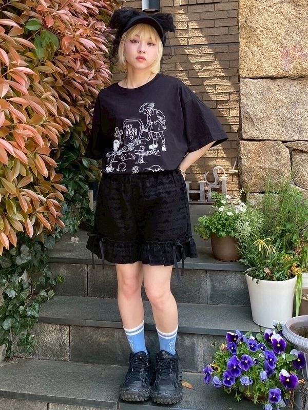 LOVE ME FRILL SHORTS | Candy Stripper（キャンディ
