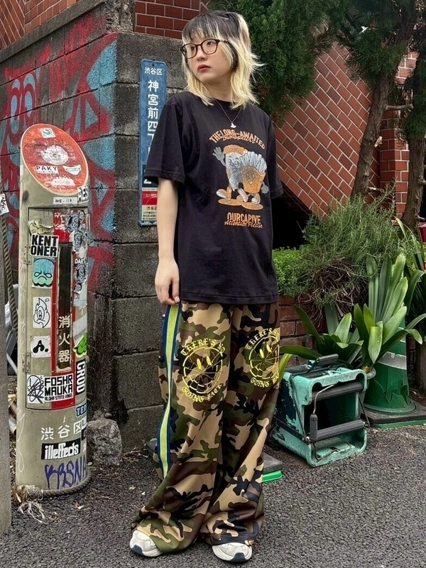 BROKEN SMILE TRACK PANTS | Candy Stripper（キャンディ