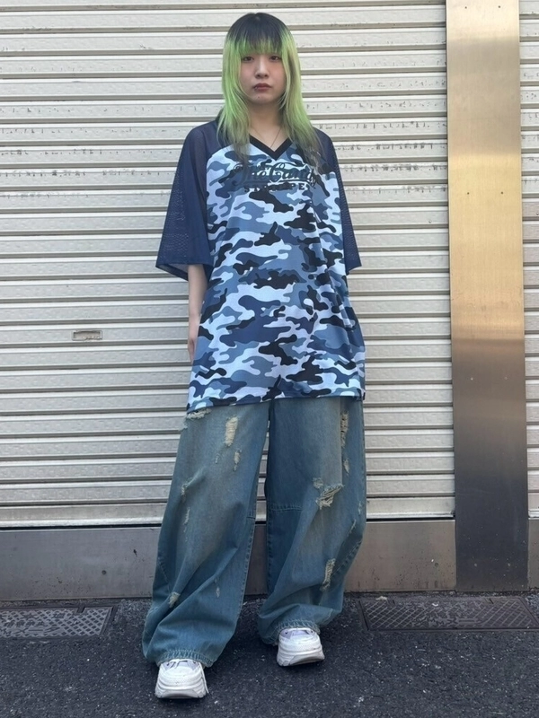 CURVE DAMAGE DENIM PANTS | Candy Stripper（キャンディ