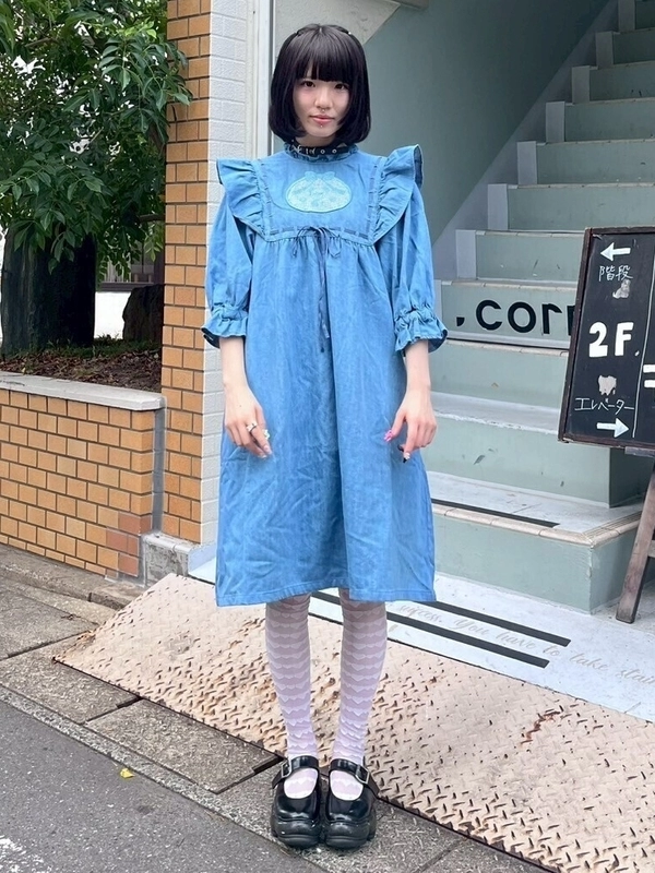 【CandyStripper】ペペちゃん デニムワンピース 水色 Candy Stripper ワンピース DEAR PEPE DENIM : ZOZOTOWN Yahoo