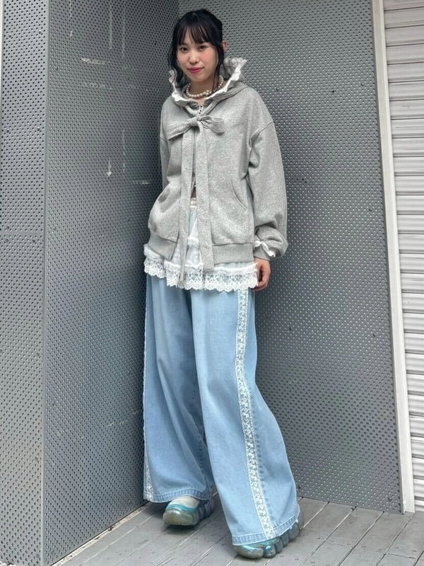 BIG RIBBON HOODIE | Candy Stripper（キャンディ ストリッパー