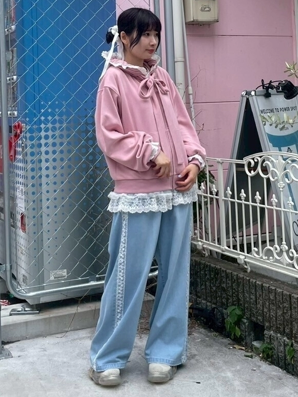 SHEER SKIRT LAYERED DENIM PANTS | Candy Stripper（キャンディ