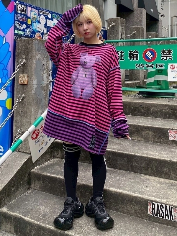 BROKEN BEAR BORDER TOPS | Candy Stripper（キャンディ ストリッパー