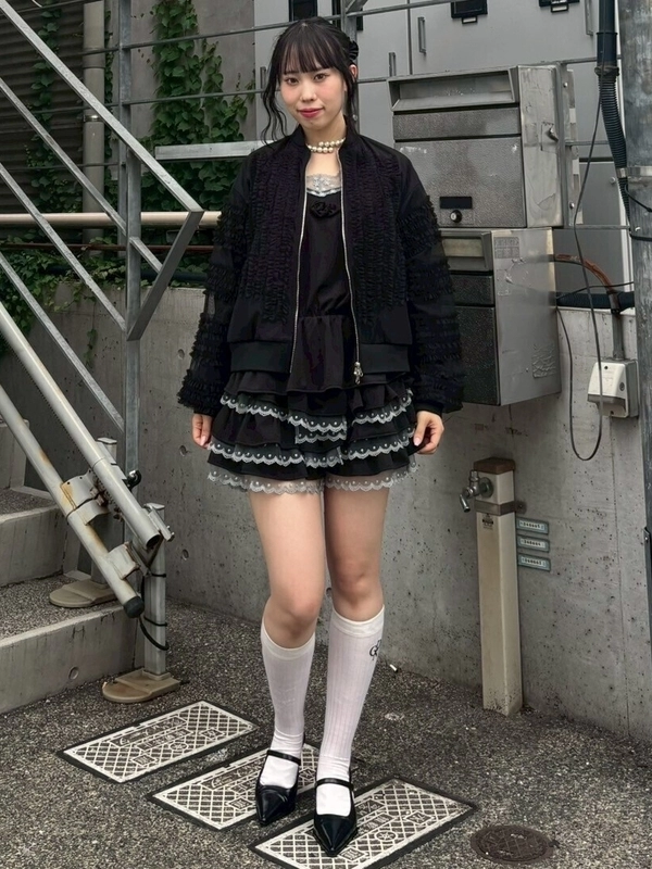 OVERLAPPED FRILL BLOUSON | Candy Stripper（キャンディ ストリッパー