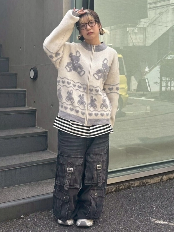 BROKEN BEAR PATCHED BORDER TOPS | Candy Stripper（キャンディ