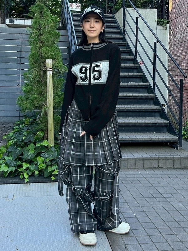 MISCHIEVOUS BONDAGE PANTS | Candy Stripper（キャンディ