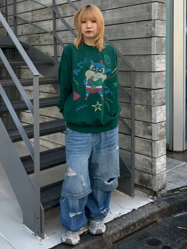 クレヨンしんちゃん】しんのすけ ラクガキ SWEAT | Candy Stripper