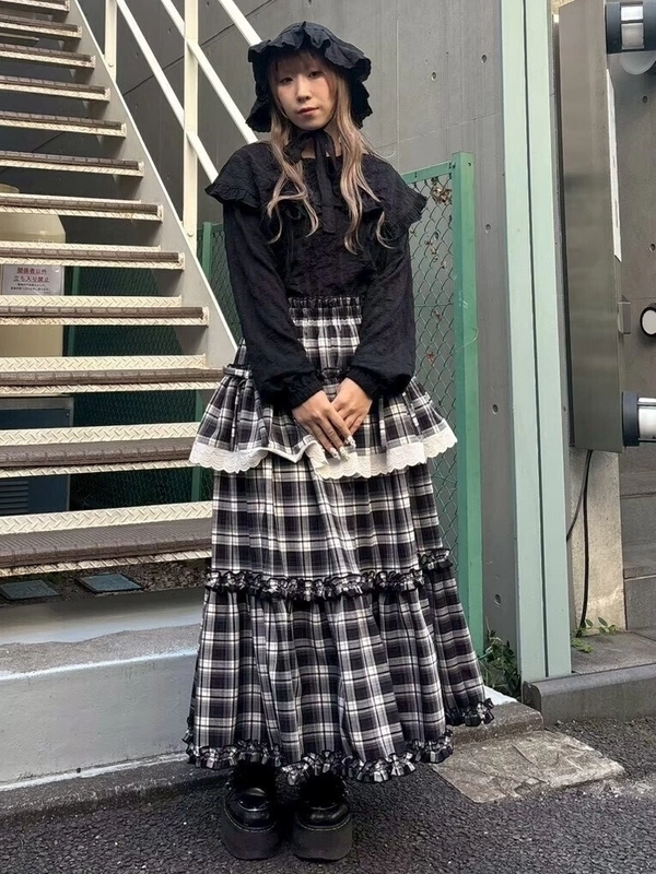 AFTERNOON TIERED FRILL SKIRT | Candy Stripper（キャンディ