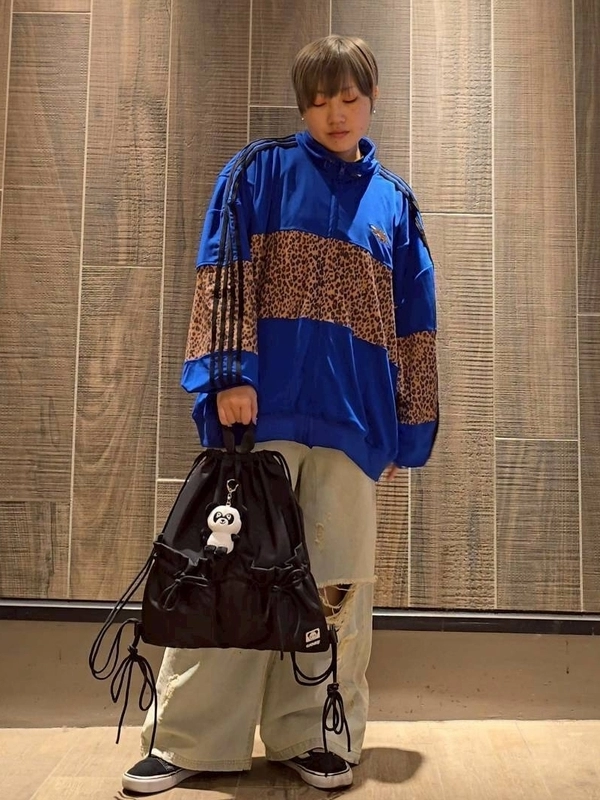 BRAVE DINOSAUR JERSEY BLOUSON | Candy Stripper（キャンディ